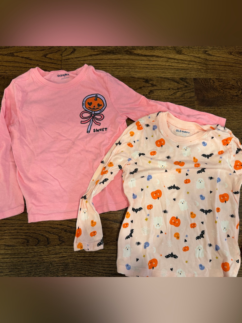Bundle of 2 girls long sleeve tees